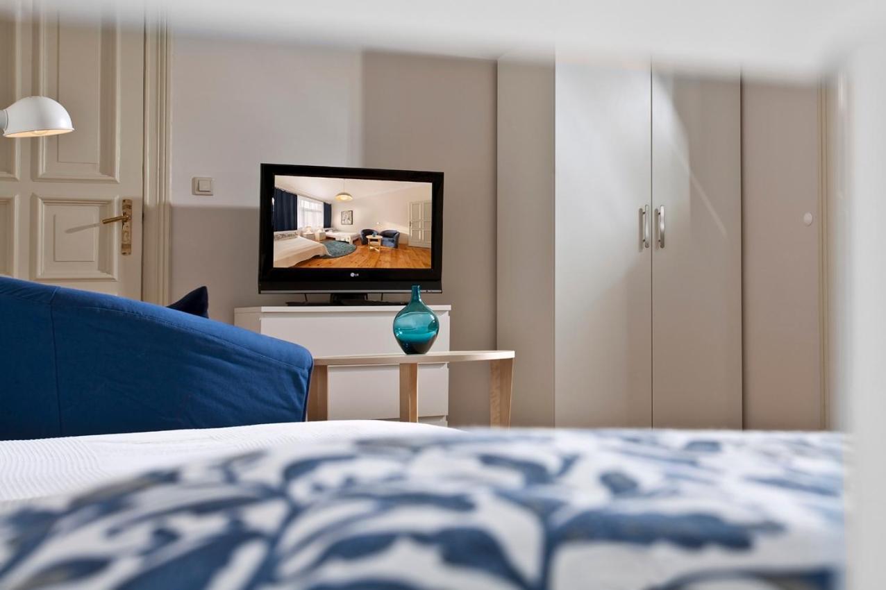 Apartamenty Pomaranczarnia พอซนาน ภายนอก รูปภาพ