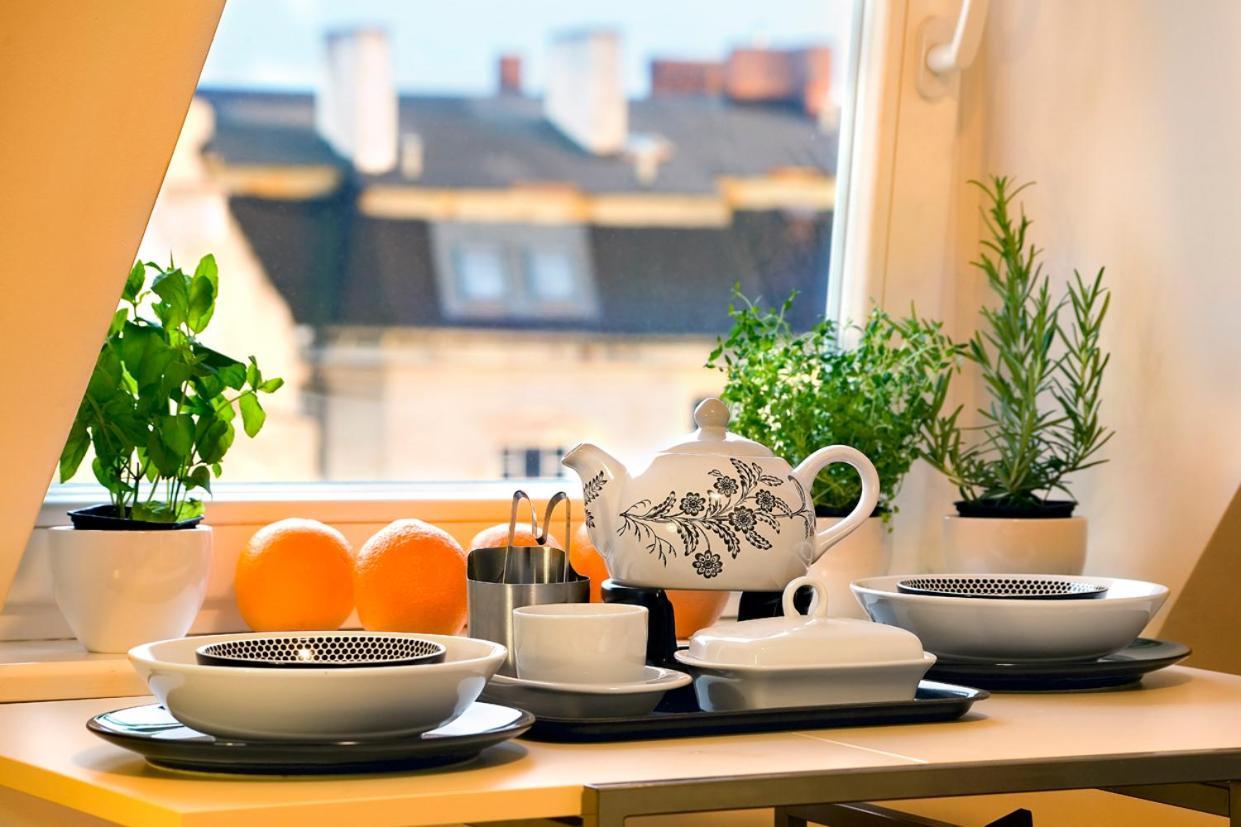 Apartamenty Pomaranczarnia พอซนาน ภายนอก รูปภาพ