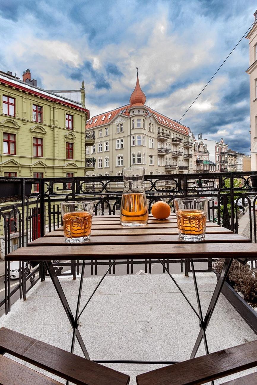 Apartamenty Pomaranczarnia พอซนาน ภายนอก รูปภาพ