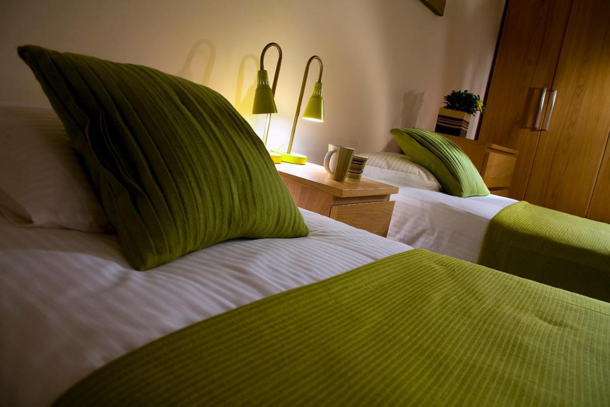 Apartamenty Pomaranczarnia พอซนาน ภายนอก รูปภาพ