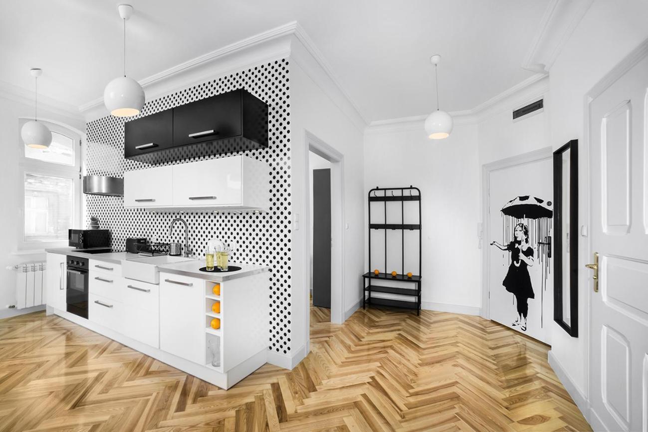 Apartamenty Pomaranczarnia พอซนาน ภายนอก รูปภาพ