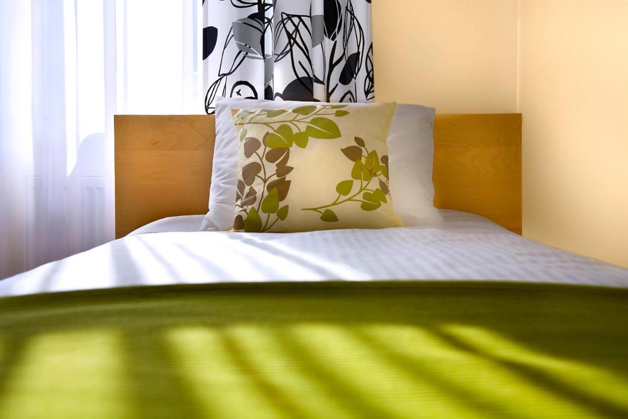 Apartamenty Pomaranczarnia พอซนาน ภายนอก รูปภาพ